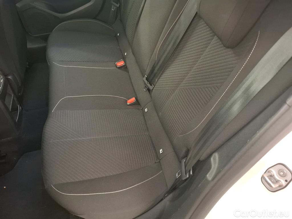  Peugeot  308 PEUGEOT  SW  2021  5P  Break BlueHDi 130 EAT8 ACTIVE PACK #17