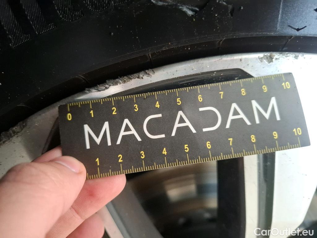  Renault  Austral  Techno 1.2 E-TECH Hybrid 200CV BVA6 6E #18