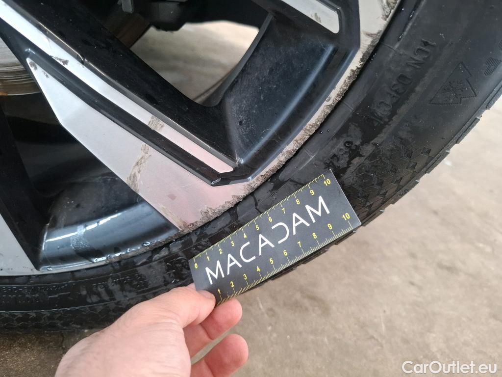  Renault  Austral  Techno 1.2 E-TECH Hybrid 200CV BVA6 6E #23