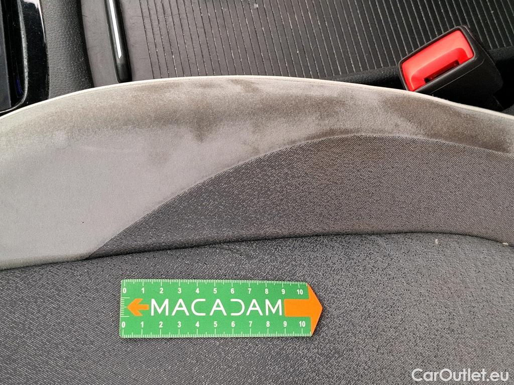  Volkswagen  ID.3  Pro S 77kWh BVA #44