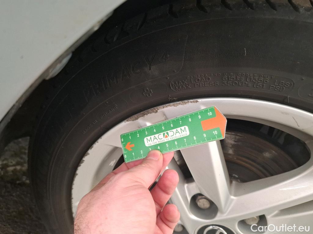  Toyota  Corolla TOYOTA  Touring Sports / 2018 / 5P / Break Hybride 122h Dynamic Business #54