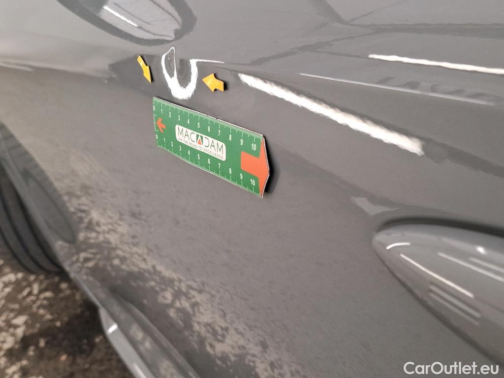  Toyota  Corolla TOYOTA  Touring Sports / 2018 / 5P / Break Hybride 122h Dynamic Business #32