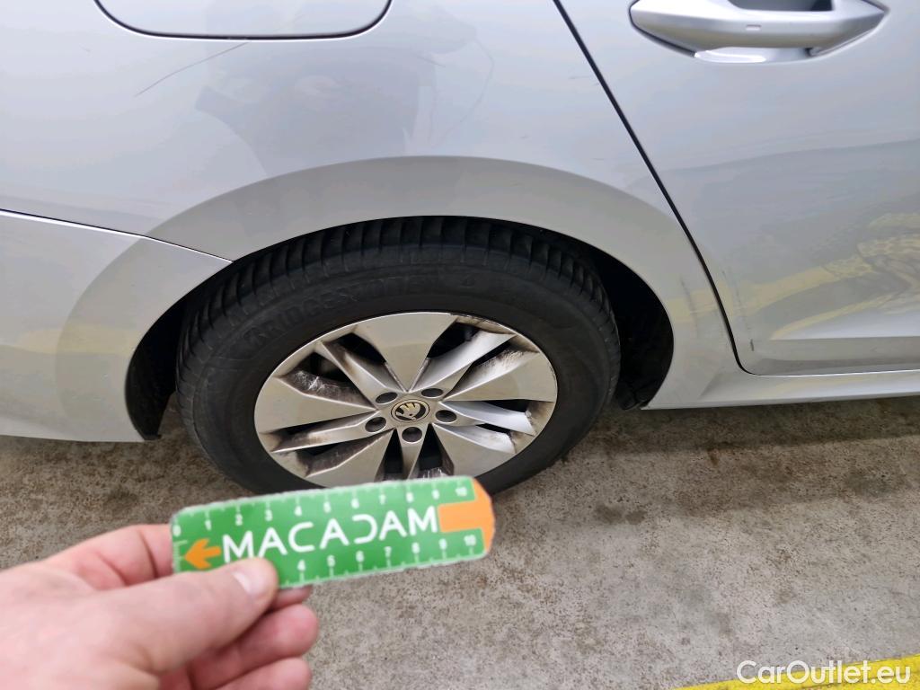  Skoda  Octavia  Break Business 2.0 TDI 150CV BVA7 E6d #52