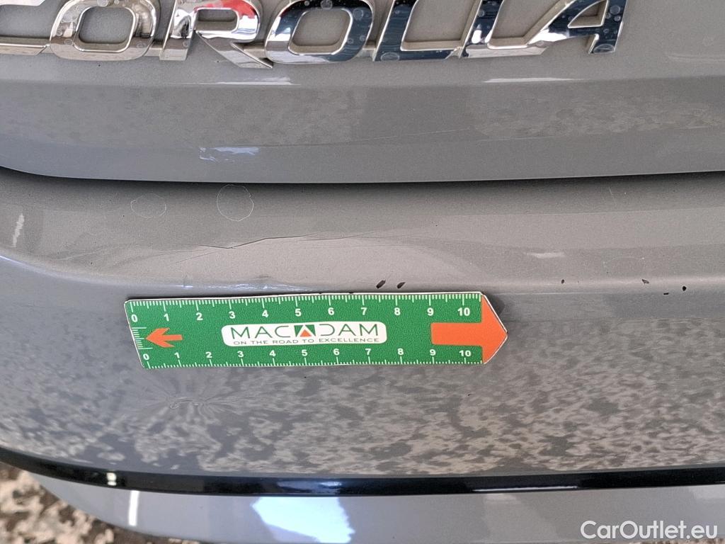  Toyota  Corolla TOYOTA  Touring Sports / 2018 / 5P / Break Hybride 122h Dynamic Business #6