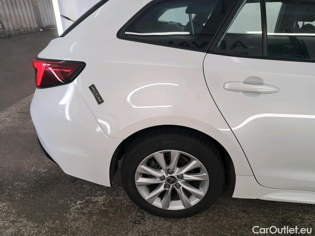  Toyota  Corolla TOYOTA  Touring Sports / 2018 / 5P / Break Hybride 122h Dynamic Business Beyond Zer #1