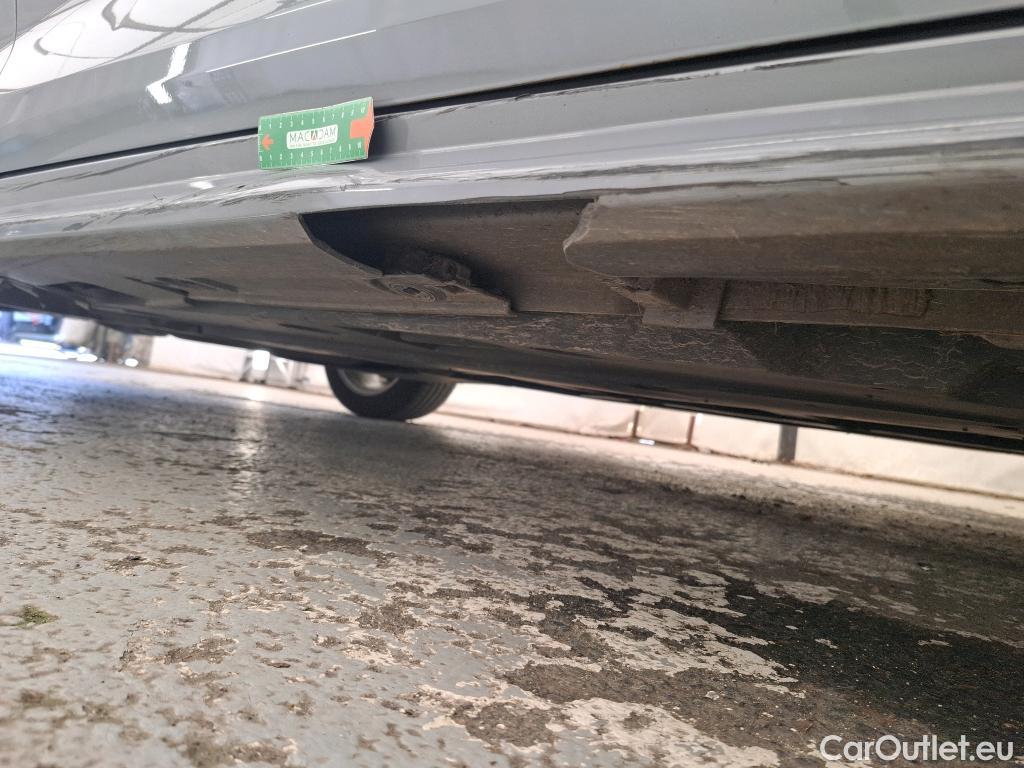  Toyota  Corolla TOYOTA  Touring Sports / 2018 / 5P / Break Hybride 122h Dynamic Business #14