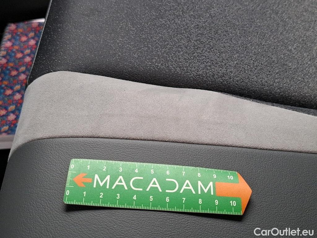  Volkswagen  ID.3  Pro S 77kWh BVA #46