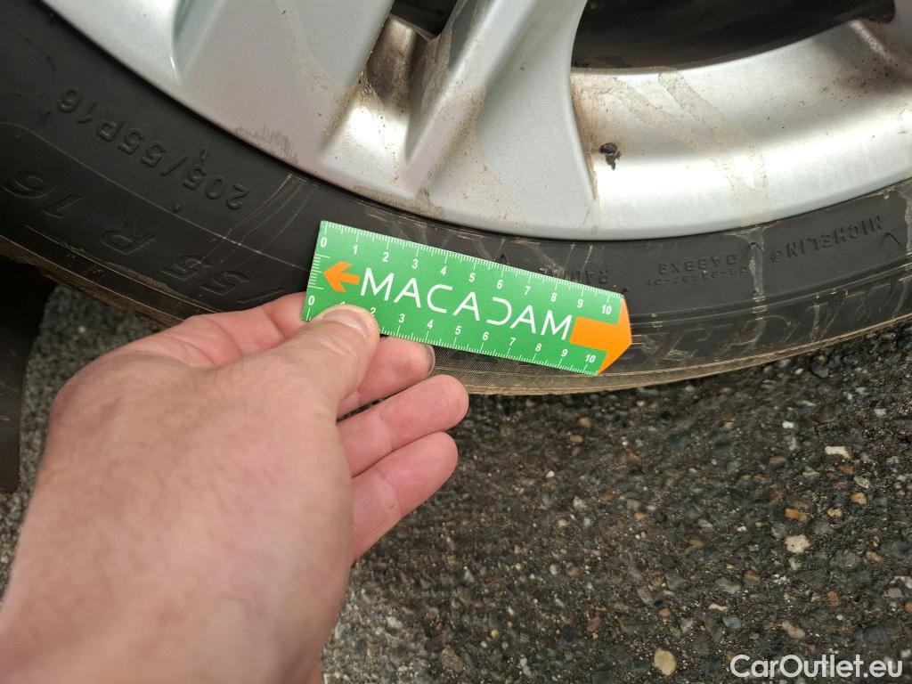  Toyota  Corolla TOYOTA  Touring Sports / 2018 / 5P / Break Hybride 122h Dynamic Business Beyond Zer #11