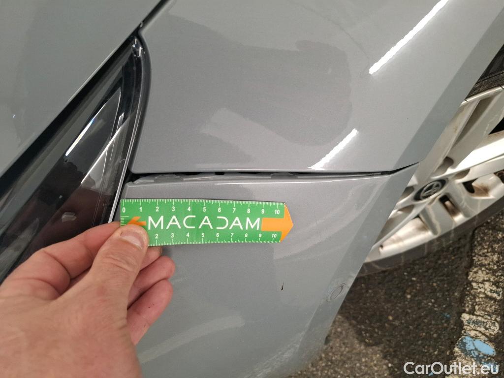  Toyota  Corolla TOYOTA  Touring Sports / 2018 / 5P / Break Hybride 122h Dynamic Business Beyond Zer #26