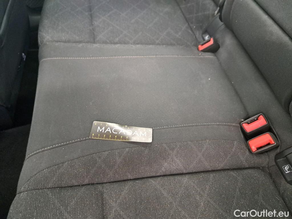  Volkswagen  Golf  VOLKSWAGEN / 2020 / 5P / Berline 2.0 TDI SCR 115 DSG7 LIFE SOCI BUSINESS #11