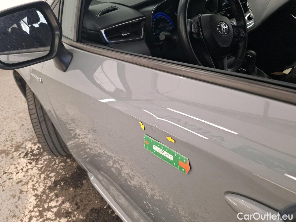  Toyota  Corolla TOYOTA  Touring Sports / 2018 / 5P / Break Hybride 122h Dynamic Business #30