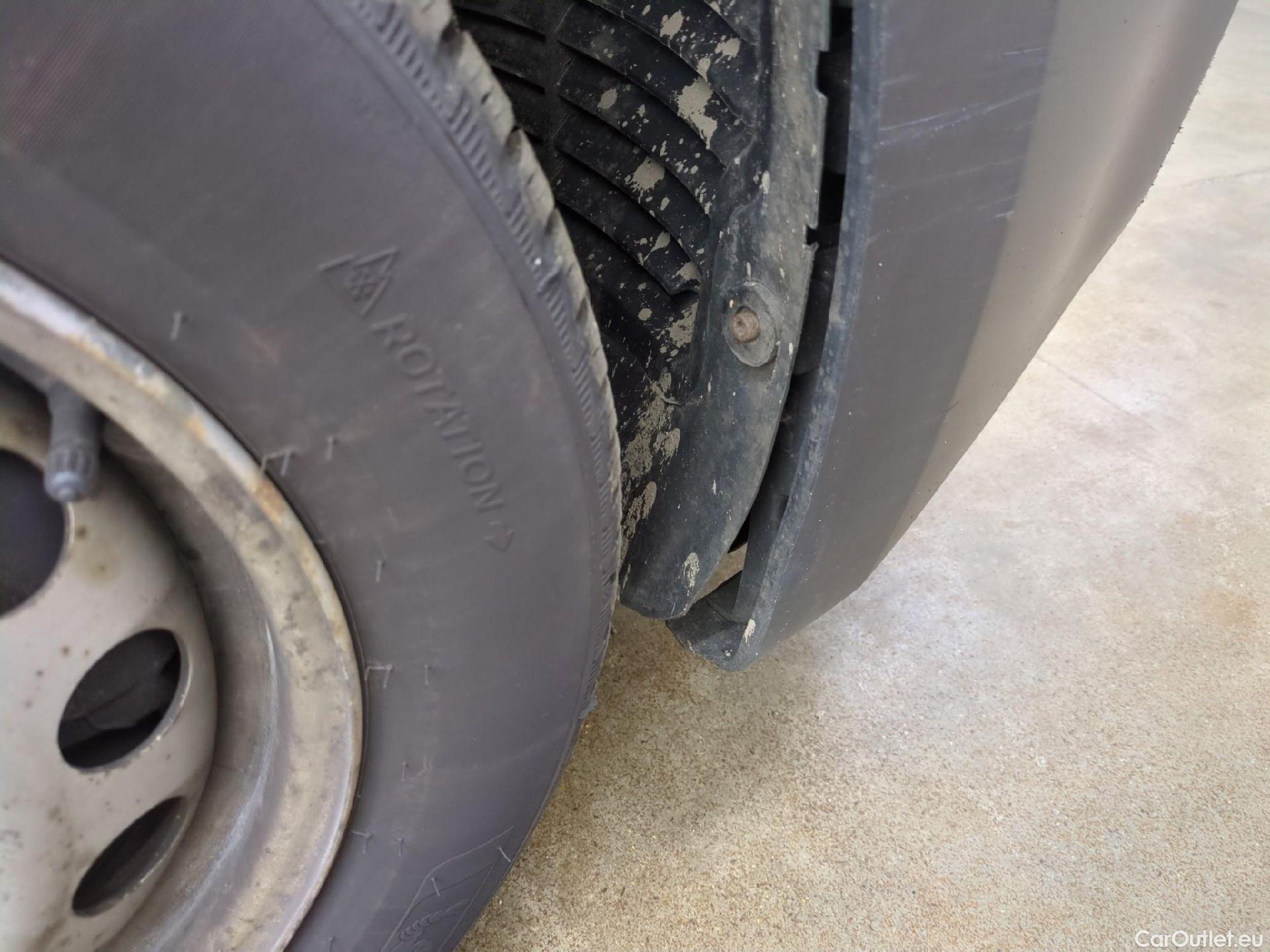  Citroen  Berlingo  Fourgon Club XL 950 1.5 BlueHDi 100CV BVM5 E6dT #12