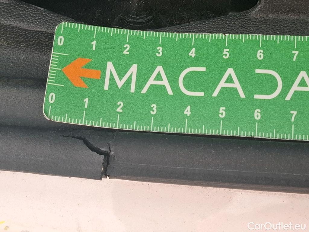  Citroen  C3  Société Feel 1.5 BlueHDI 100CV BVM6 E6dT #20