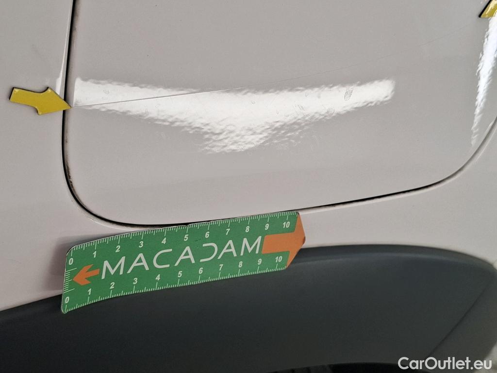  Citroen  C3  Société Feel 1.5 BlueHDI 100CV BVM6 E6dT #37