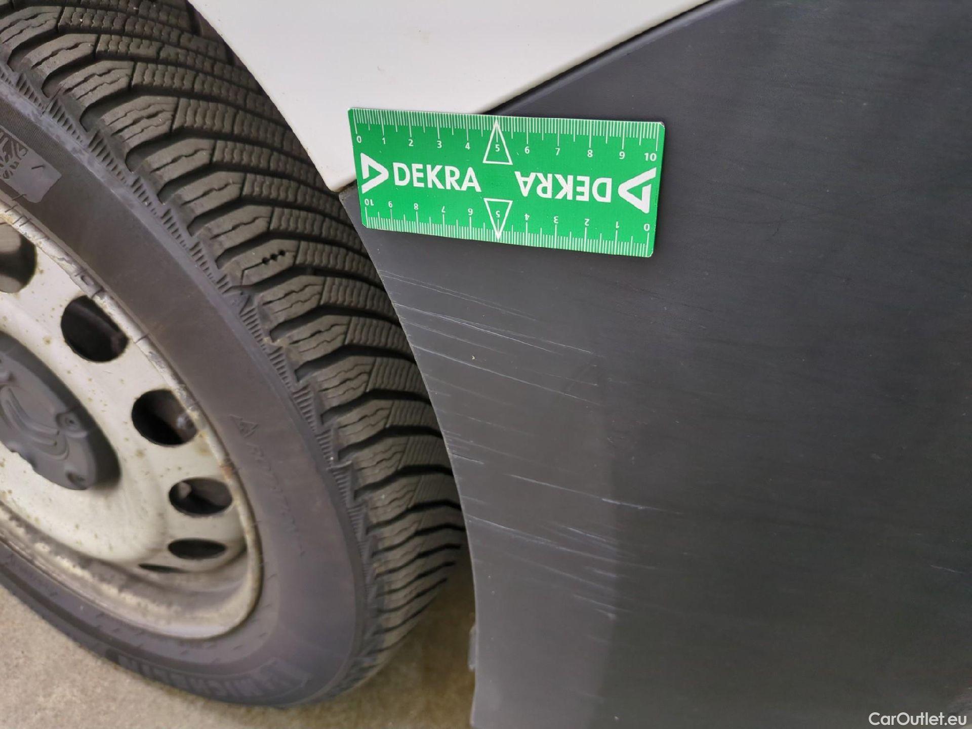  Citroen  Berlingo  Fourgon Club XL 950 1.5 BlueHDi 100CV BVM5 E6dT #30