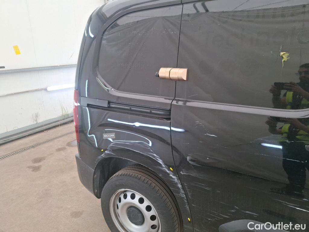  Citroen  Berlingo  Fourgon Club M 1000 1.5 BlueHDi 130CV BVA8 E6dT #23