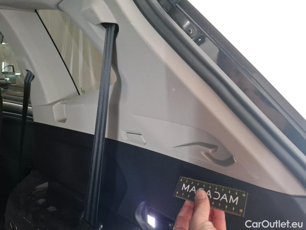  Volkswagen  Tiguan VOLKSWAGEN  Allspace / 2021 / 5P / SUV 1.5 TSI 150 DSG7 LIFE BUSINESS #30