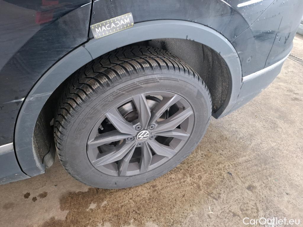  Volkswagen  Tiguan VOLKSWAGEN  Allspace / 2021 / 5P / SUV 1.5 TSI 150 DSG7 LIFE BUSINESS #38