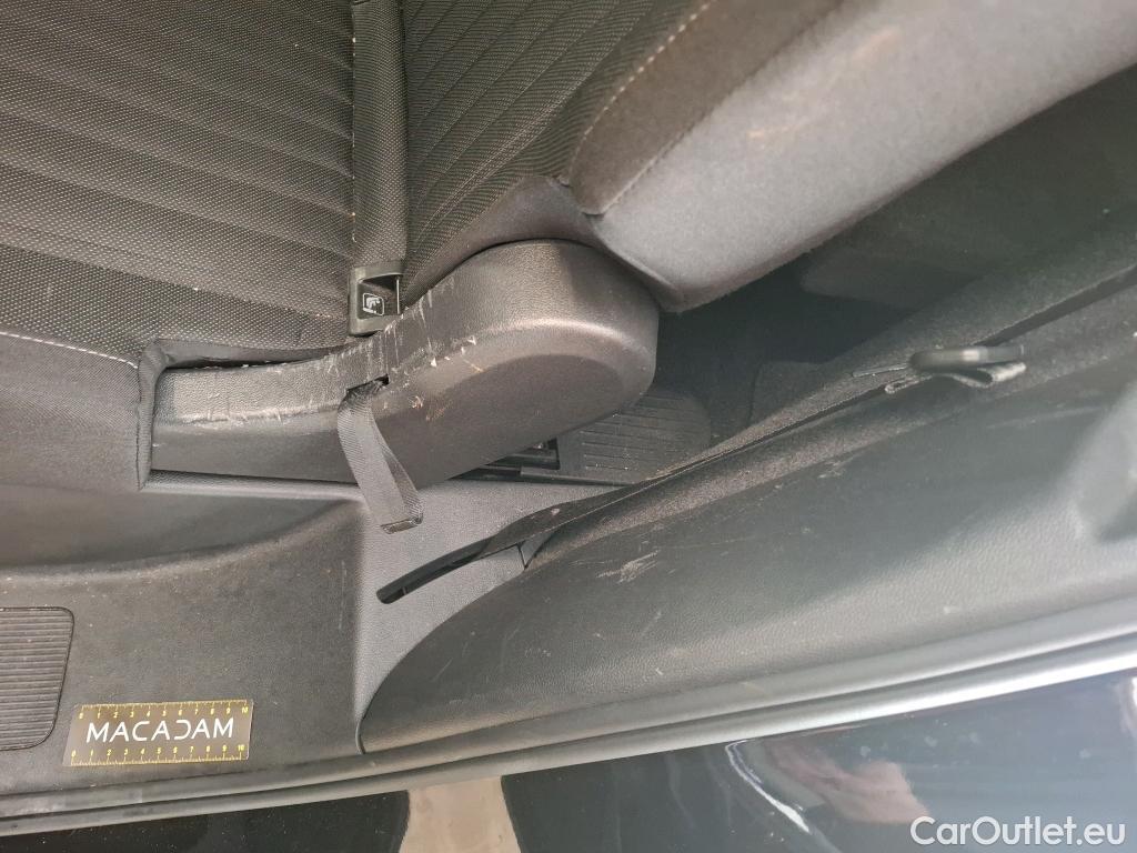  Volkswagen  Tiguan VOLKSWAGEN  Allspace / 2021 / 5P / SUV 1.5 TSI 150 DSG7 LIFE BUSINESS #41