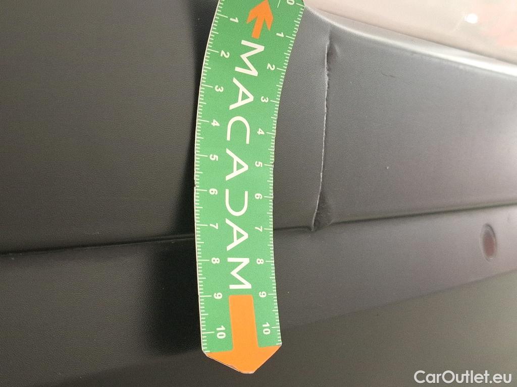  Citroen  C3  Société Feel 1.5 BlueHDI 100CV BVM6 E6dT #2