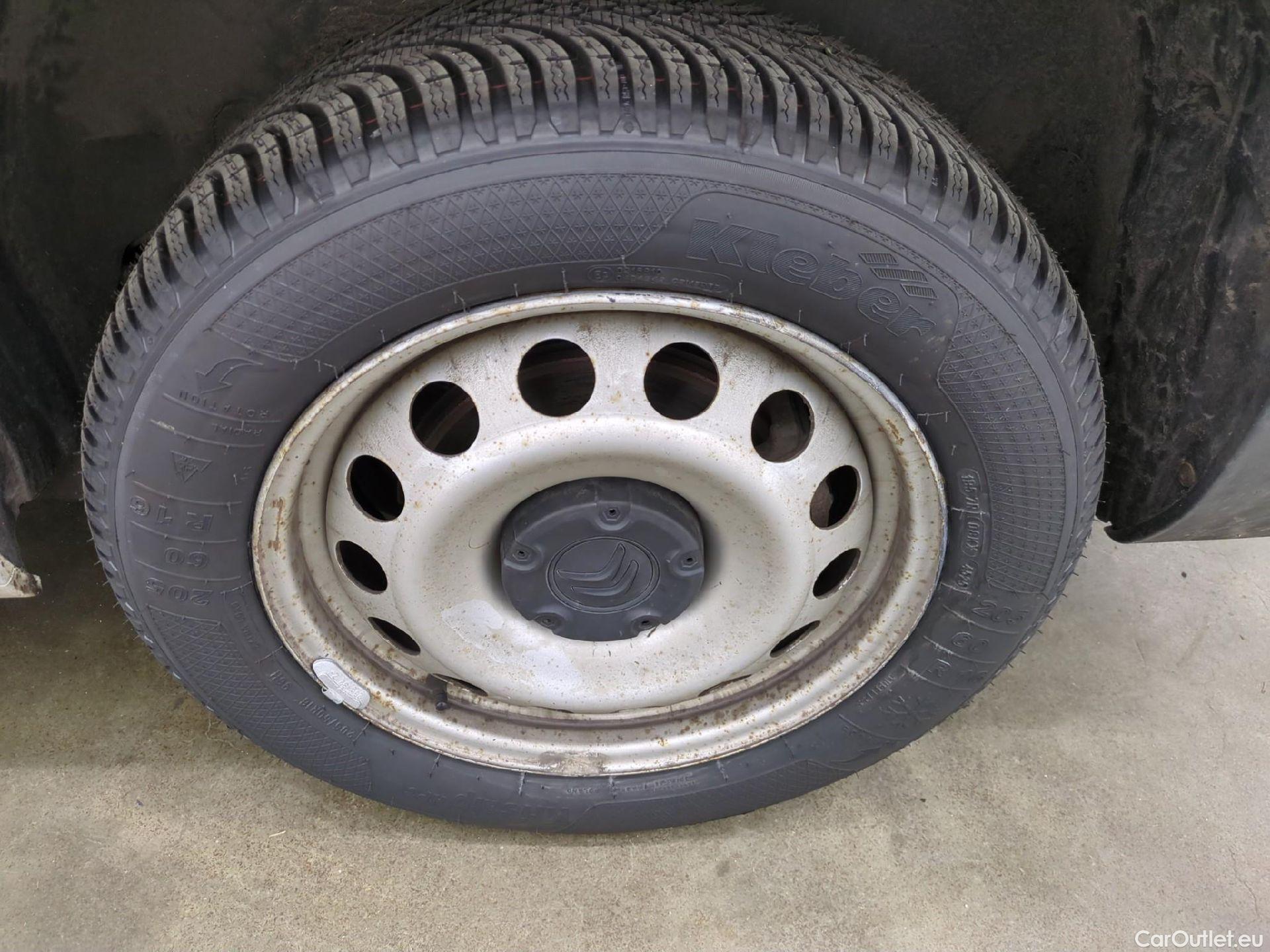  Citroen  Berlingo  Fourgon Club XL 950 1.5 BlueHDi 100CV BVM5 E6dT #17