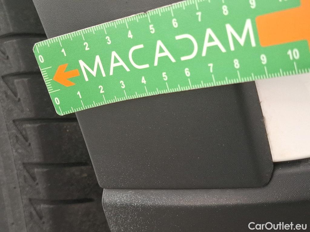  Citroen  C3  Société Feel 1.5 BlueHDI 100CV BVM6 E6dT #18