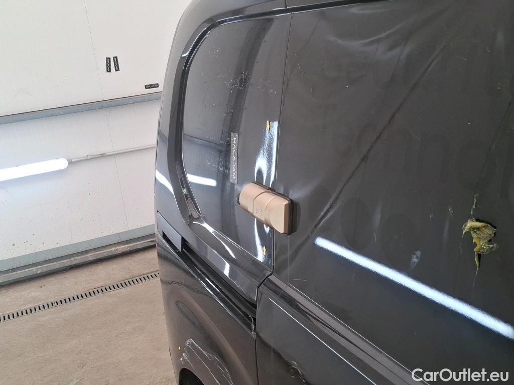  Citroen  Berlingo  Fourgon Club M 1000 1.5 BlueHDi 130CV BVA8 E6dT #35