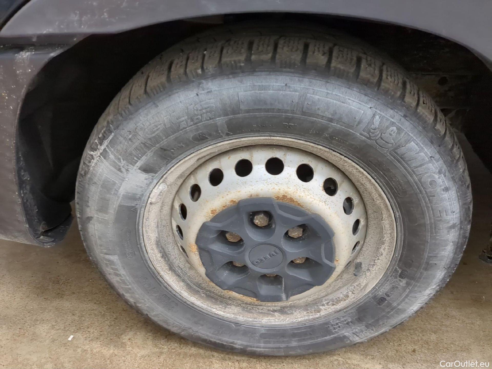  Iveco  Daily IVECO  VU 4p Fourgon 2.3 35S16A8 V11 H2 3520 #35