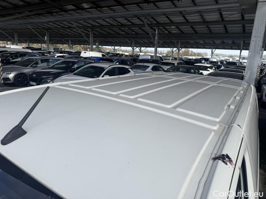  Citroen  Jumpy CITROEN  / 2016 / 4P / Fourgon tôlé M BlueHDi 100 S&S BVM6 Club #77