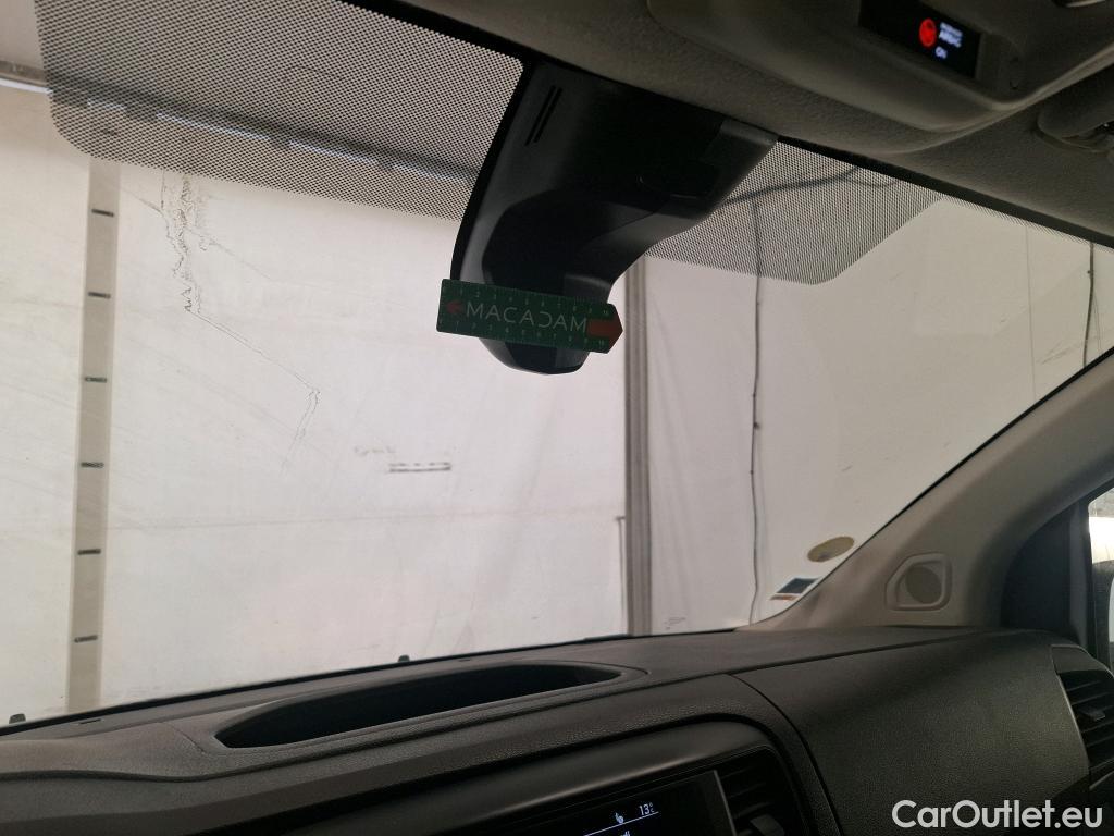  Citroen  Jumpy CITROEN  / 2016 / 4P / Fourgon tôlé M BlueHDi 100 S&S BVM6 Club #44