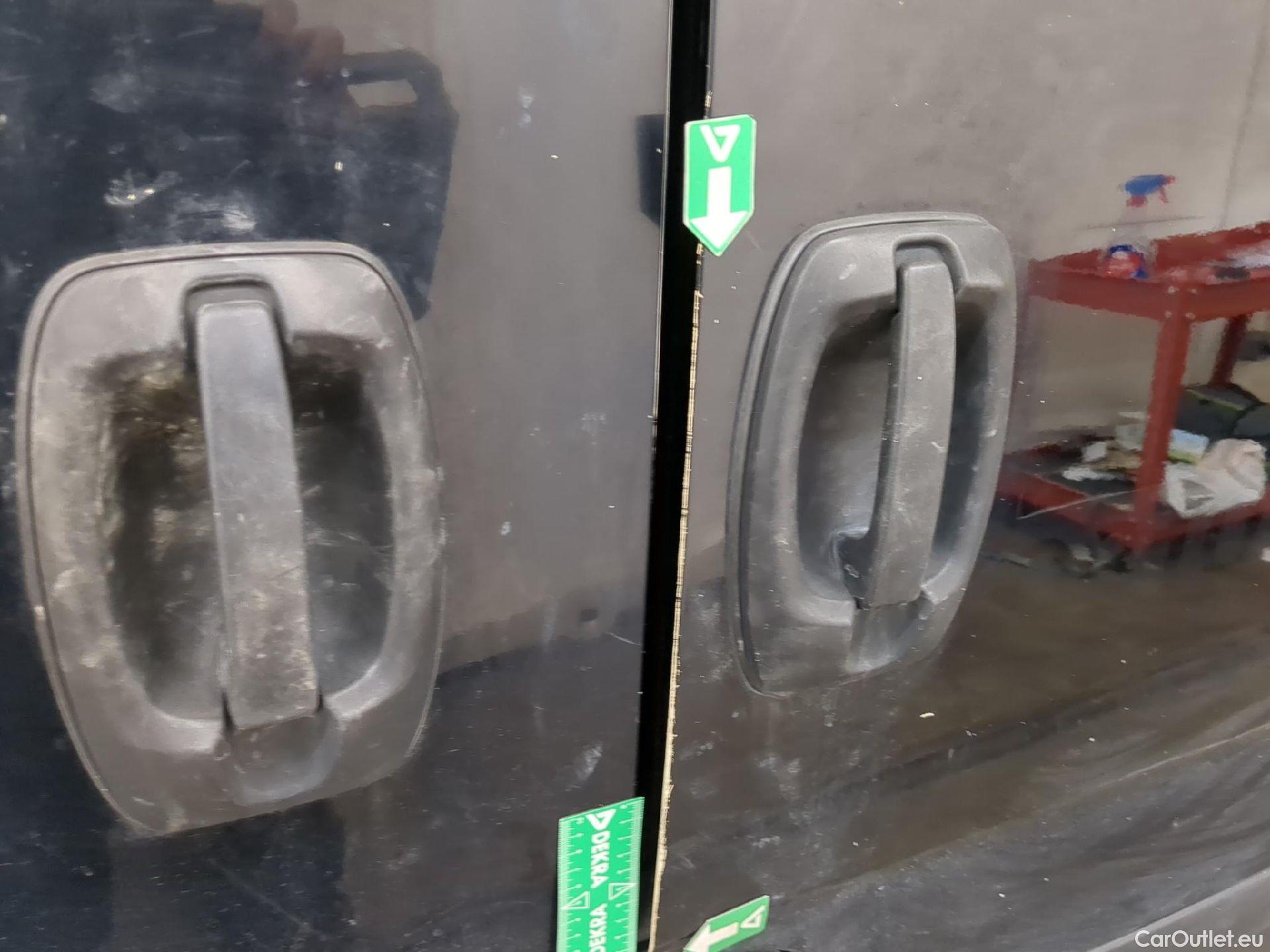  Iveco  Daily IVECO  VU 4p Fourgon 2.3 35S16A8 V11 H2 3520 #21