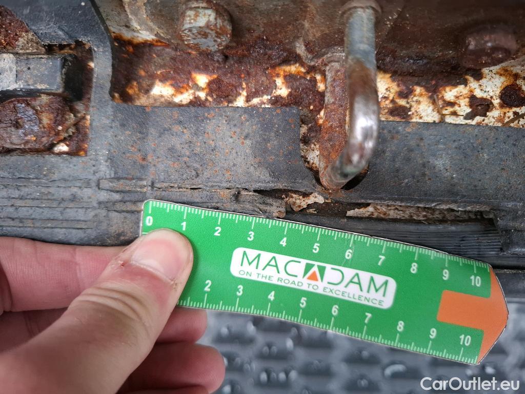  Iveco  Daily IVECO  VU 4p Fourgon 3.0 TURBO 35S14N V11 H2 3520 #2