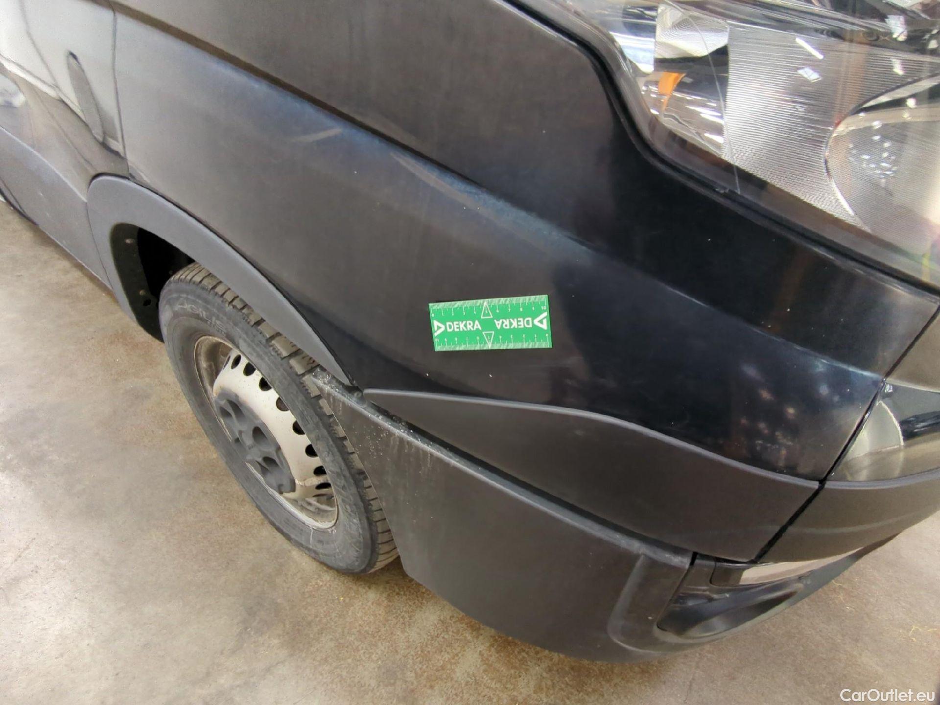  Iveco  Daily IVECO  VU 4p Fourgon 2.3 35S16A8 V11 H2 3520 #37