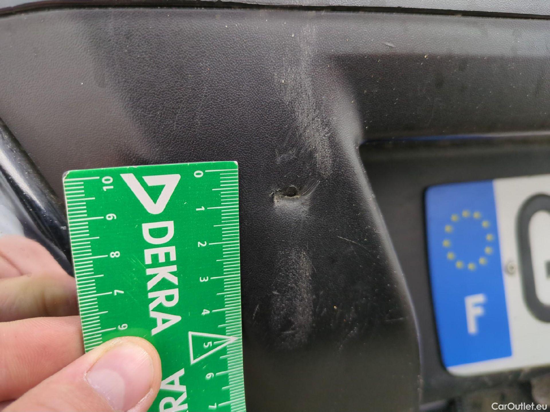  Nissan  Navara NISSAN  / 2015 / 4P / Pick-up King-Cab 2.3 dCi 160 N-CONNECTA #22