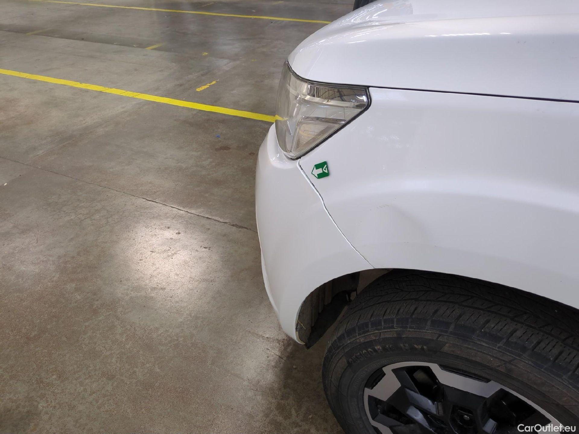  Nissan  Navara NISSAN  / 2015 / 4P / Pick-up King-Cab 2.3 dCi 160 N-CONNECTA #18