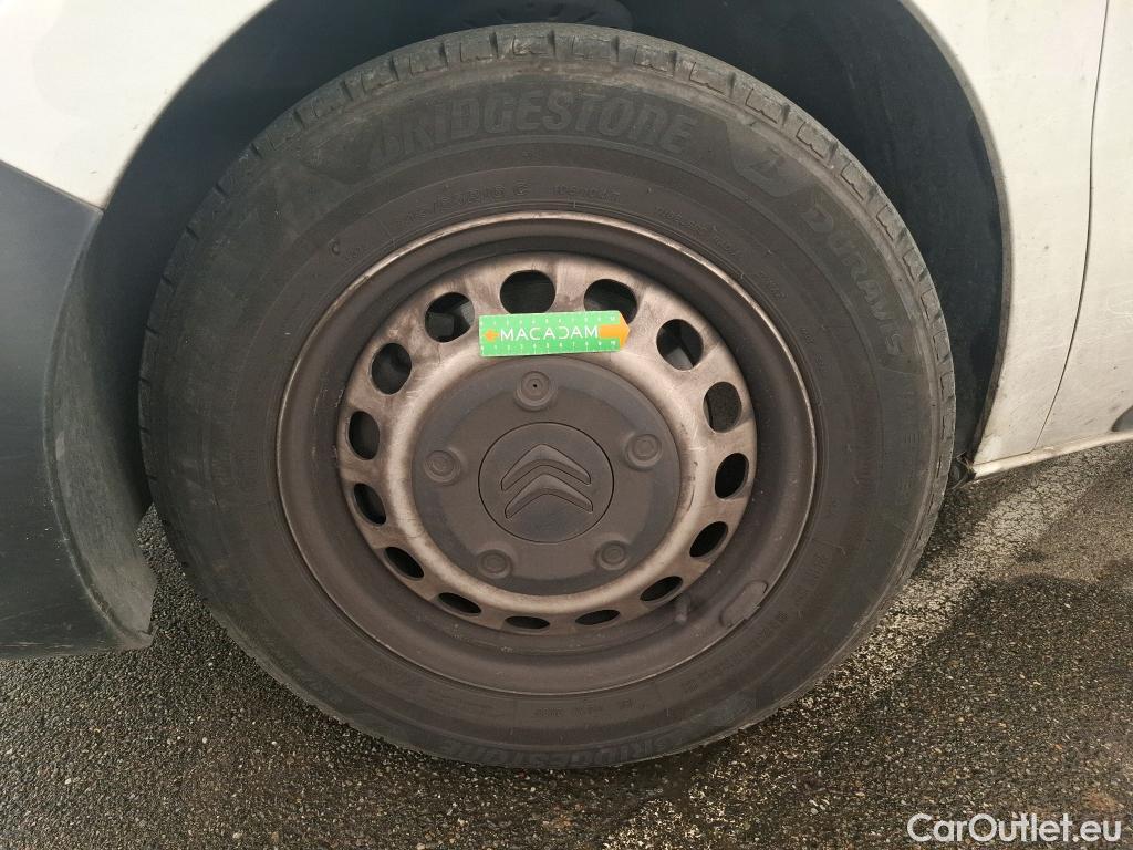  Citroen  Jumpy CITROEN  / 2016 / 4P / Fourgon tôlé M BlueHDi 100 S&S BVM6 Club #38