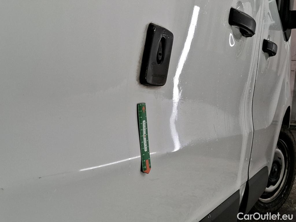  Renault  Trafic  Fourgon L2H1 3T Grand Confort 2.0 dCi 130CV BVM6 E6d #15