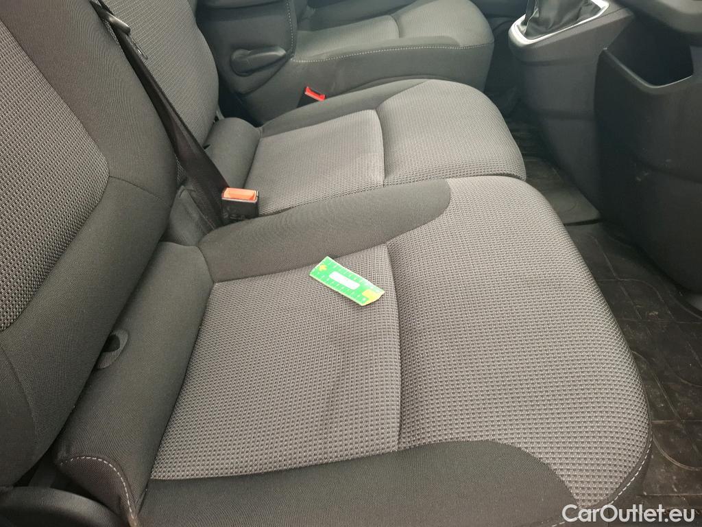  Renault  Trafic RENAULT  / 2021 / 4P / Fourgon tôlé FG CF L1H1 2T8 Blue dCi 150 EDC #24