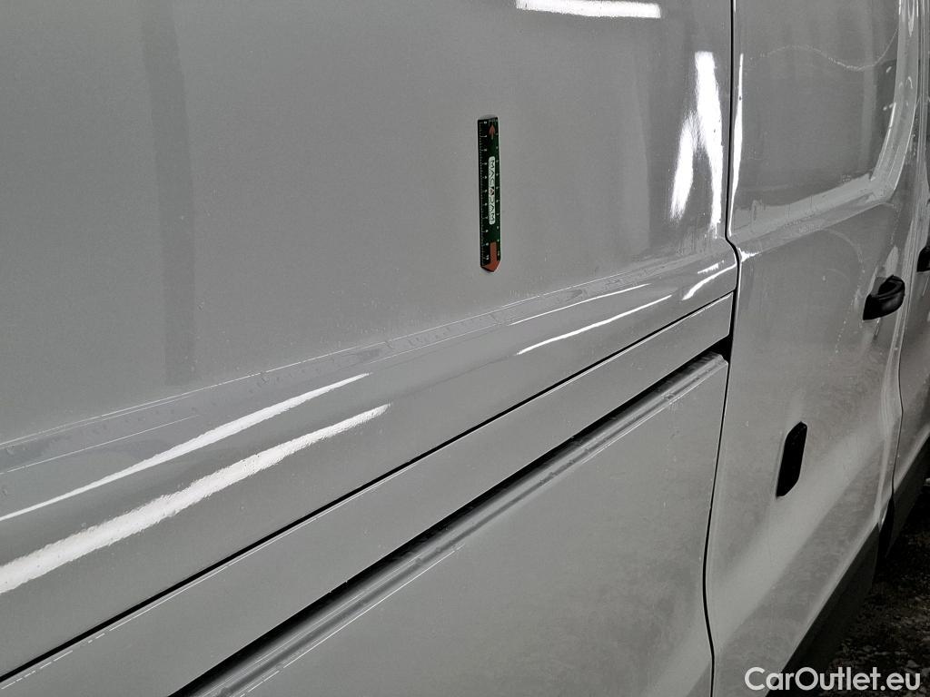  Renault  Trafic  Fourgon L2H1 3T Grand Confort 2.0 dCi 130CV BVM6 E6d #5