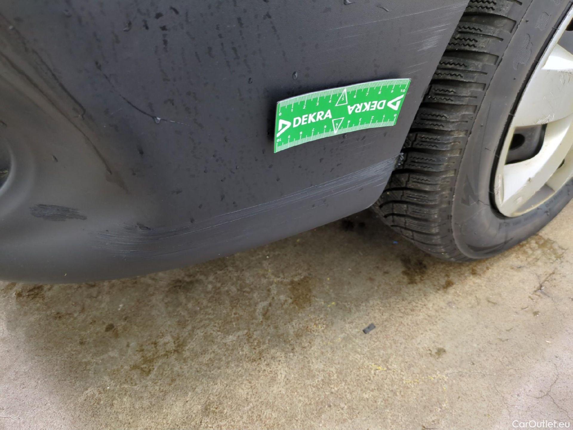  Renault  Kangoo  Express Grand Confort (L1) 1.5 dCi 90CV BVM5 E6 #50