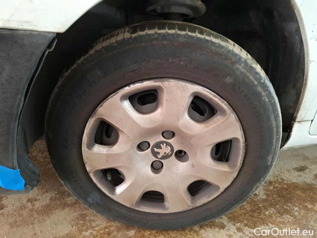  Peugeot  Partner  L1 Premium Pack 1.6 HDi 100CV BVM5 E6 #43