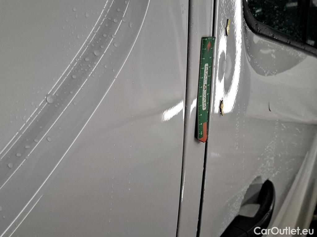  Renault  Trafic RENAULT  / 2021 / 4P / Fourgon tôlé FG CF L1H1 2T8 Blue dCi 150 EDC #20