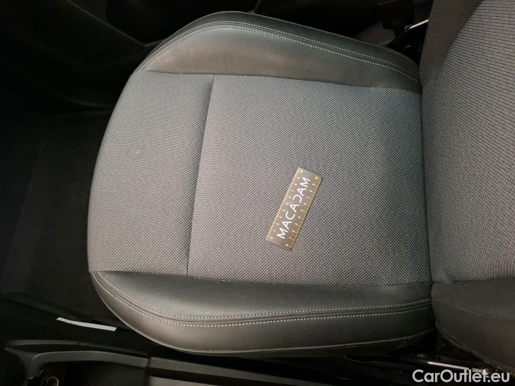  Renault  Kangoo RENAULT  / 2021 / 4P / Fourgonnette Extra - Blue dCi95 Sésame Ouvre Toi #9