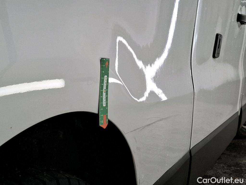  Renault  Trafic  Fourgon L2H1 3T Grand Confort 2.0 dCi 130CV BVM6 E6d #10