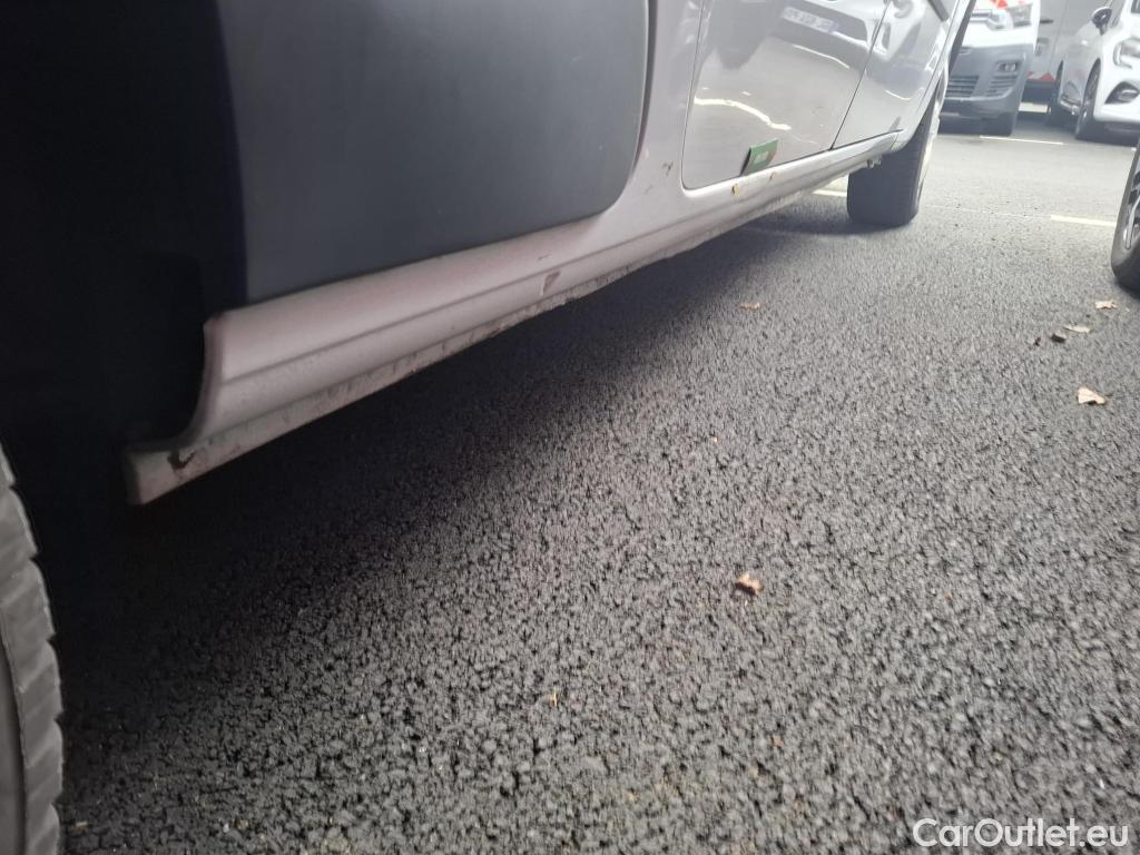  Renault  Kangoo  II Express Maxi Grand Confort 1.5 dCi 95CV BVM6 E6dT #17