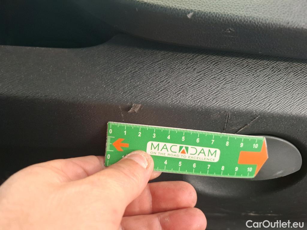  Renault  Kangoo  II Express Extra (Série Spéciale) 1.5 dCi 95CV BVM6 E6dT #26