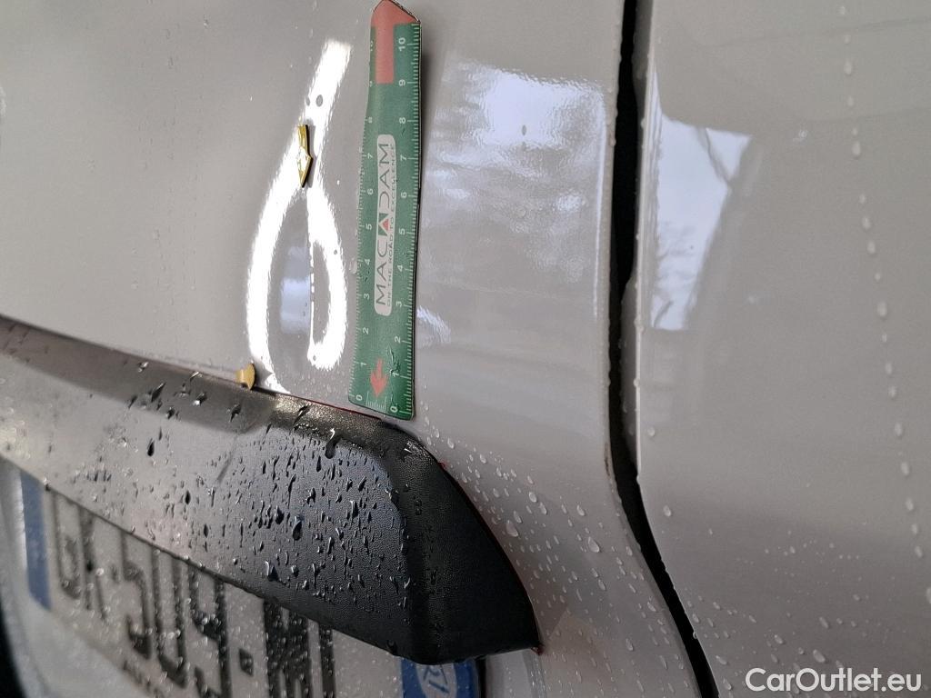  Renault  Trafic RENAULT  / 2021 / 4P / Fourgon tôlé FG CF L1H1 2T8 Blue dCi 150 EDC #8