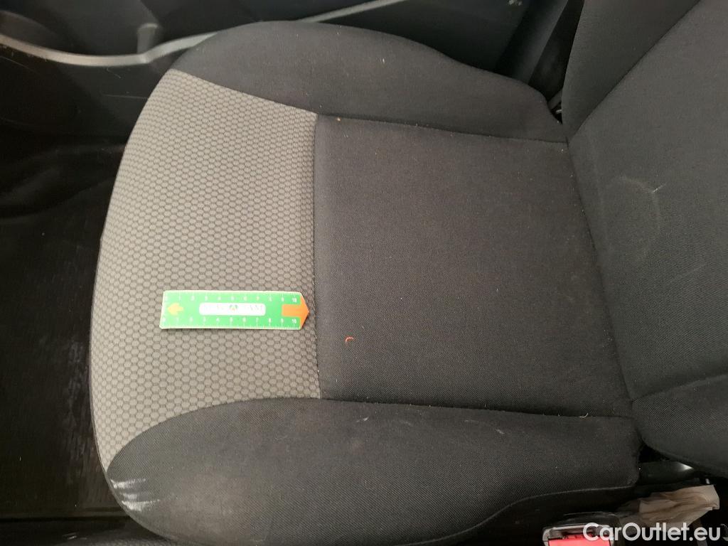  Renault  Kangoo  II Express Extra (Série Spéciale) 1.5 dCi 95CV BVM6 E6dT #40