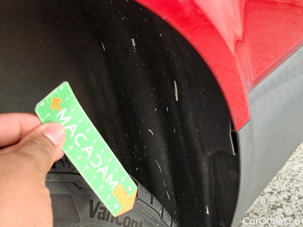  Volkswagen  Transporter VOLKSWAGEN  / 2019 / 4P / Fourgon tôlé 2.0 TDi 150 DSG7 L1H1 Business Line #40