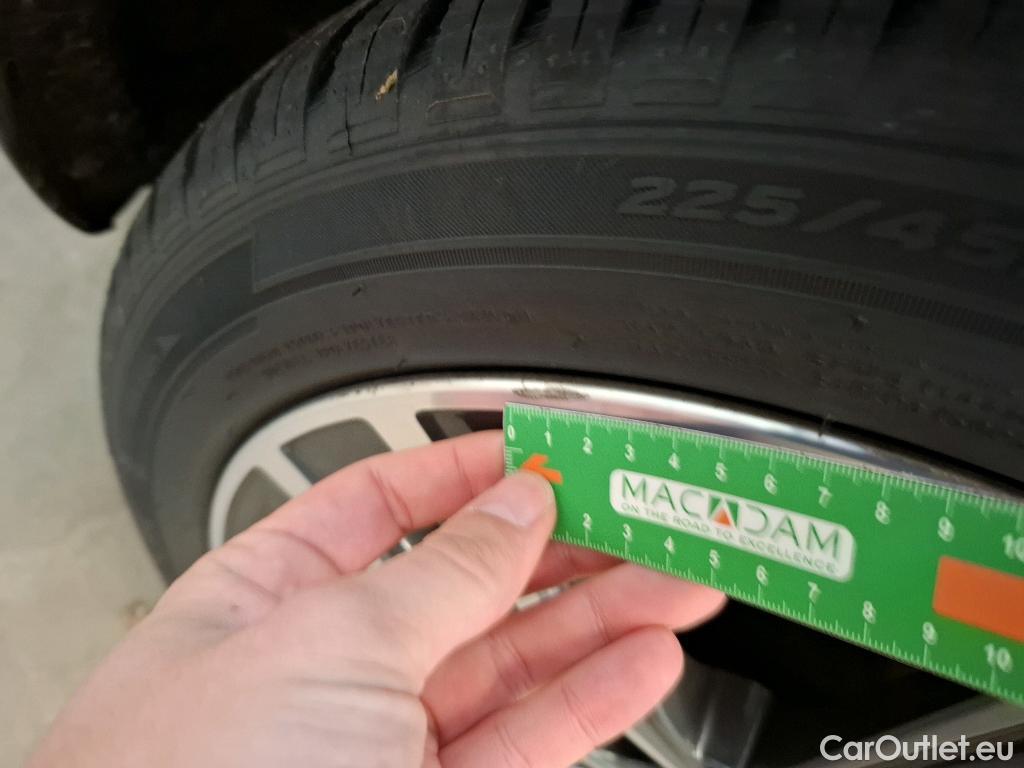  Bmw  Serie 1 BMW Série 1 / 2019 / 5P / Berline 116d DKG7 Business Design #13